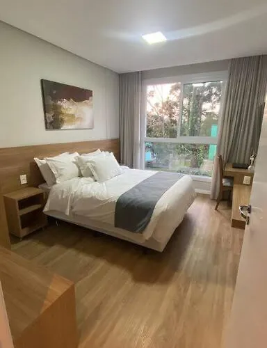 Flat Novo Com Piscina Aquecida E Sauna