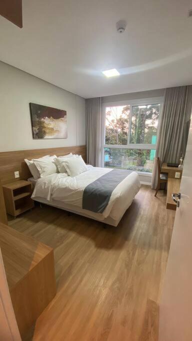 Flat Novo Com Piscina Aquecida E Sauna *